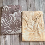 تصویر  حوله دکلته تمام نخ