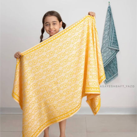 تصویر  حوله متوسط سایز70*150 خرگوشی ژاکارد